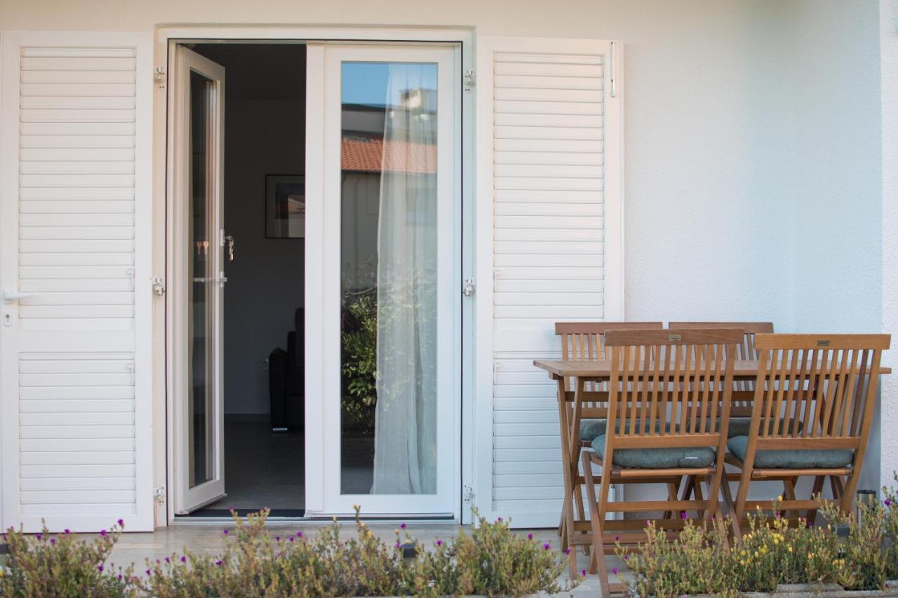 Apartments Lirio Umag Exterior foto